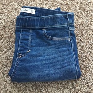 2 pairs of Abercrombie Kids Jeggings
