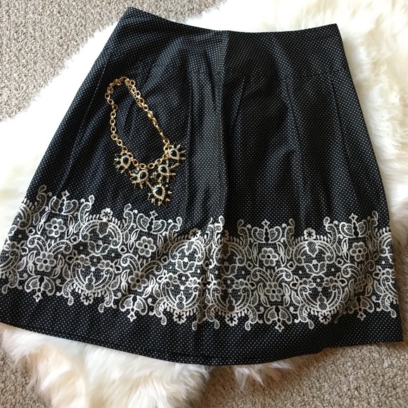 Pretty Ann Taylor LOFT Polk-a-dot Skirt - Picture 3 of 5