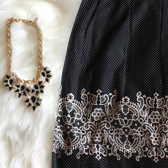 Pretty Ann Taylor LOFT Polk-a-dot Skirt - Picture 2 of 5