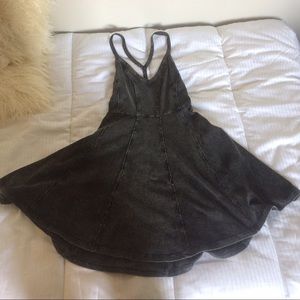 🌸SUPER CUTE🌸 black strappy casual summer dress