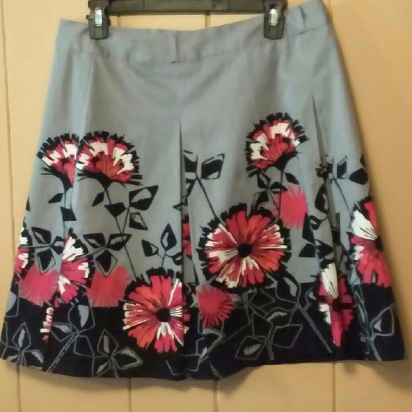 Apt 9 Midi Graphic Flower Skirt Size 10