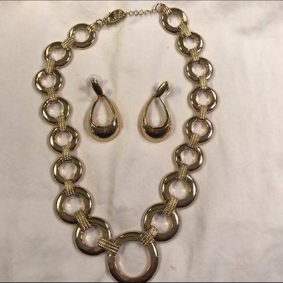 Gold plated necklace and earrings.