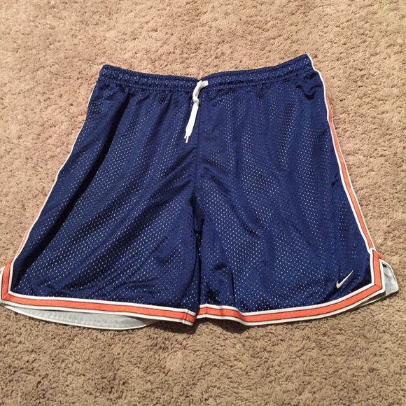 Nike women’s medium excercise Shorts