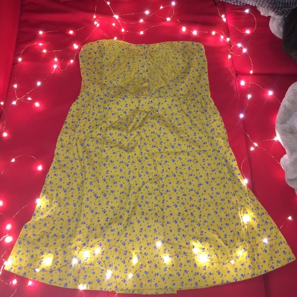 OU STRAPLESS YELLOW SUNDRESS W FLORAL PRINT - Picture 1 of 3