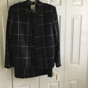 Anne Klein 2 Suit