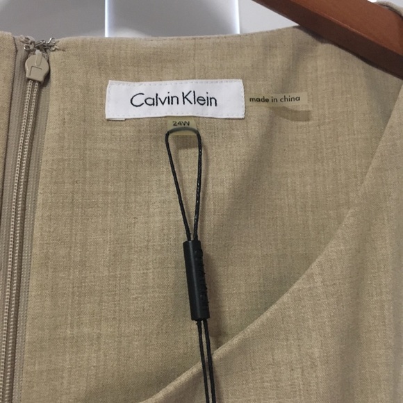 SOLD // Calvin Klein Plus Sized Shift Dress - Picture 5 of 6