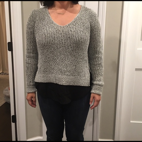 2in 1 sweater size M - Picture 4 of 4
