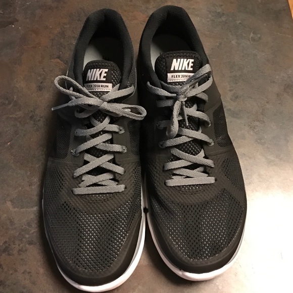 NIKE FLEX RUN - 11.5 MENS
