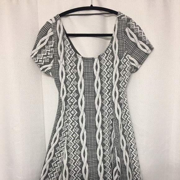 Acemi gray white fit and flare dress large