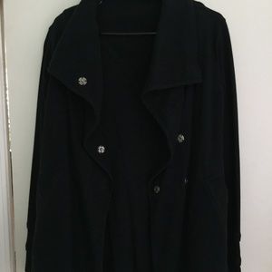 Lululemon Gratitude Wrap Size 4 Black