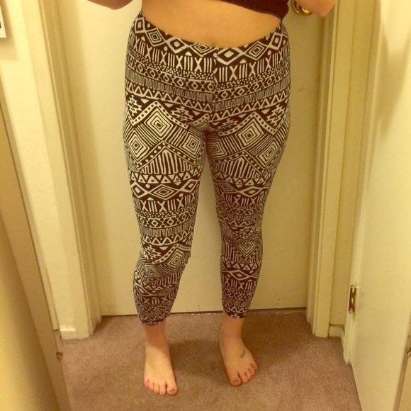 Patterned leggings