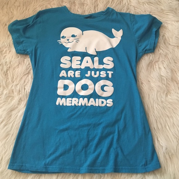 Hot Topic Tops - •Seal tee•
