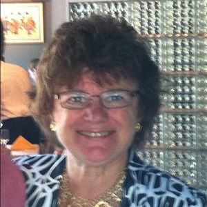 Meet your Posher, Nancy