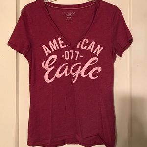 American Eagle t shirt