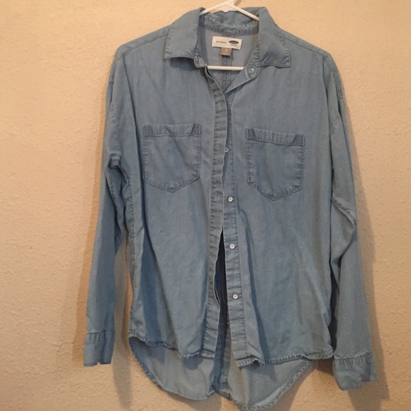 Old Navy Tops - Old Navy Boyfriend Chambray Shirt