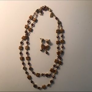 Multi brown necklace with matching earrings