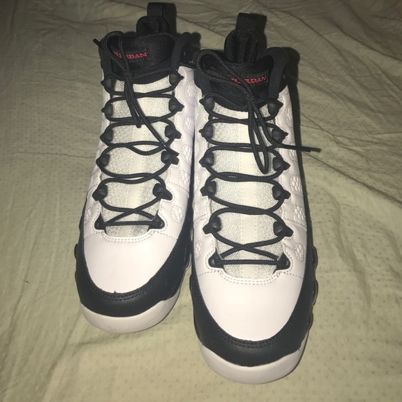 Brand new w/ box Jordan Retro Jordan 9 size GS7