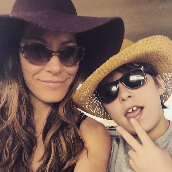 Meet your Posher, Jessica - Picture 2 of 9