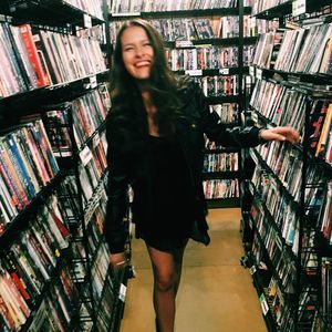 Meet your Posher, Maya