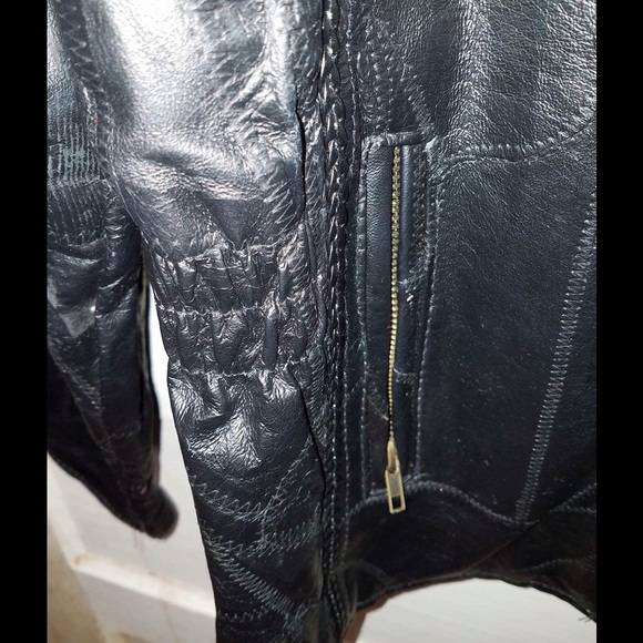 Andrew Michael Medium Leather Jacket - Picture 3 of 4