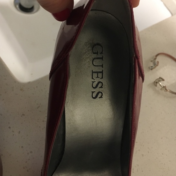 GUESS HEELS - Picture 2 of 3