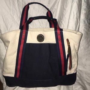 Tommy Hilfiger tote 💥💥 flash sale