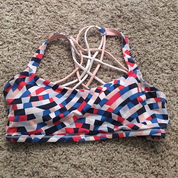 Lululemon sports bra