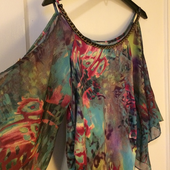 NWOT open shoulder tunic
