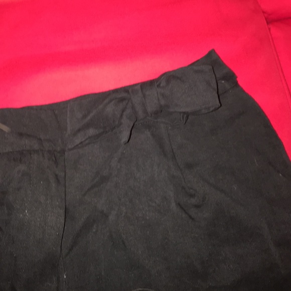 H&M HIGH RISE BLACK SHORTS WITH TIE DETAIL - Picture 2 of 3