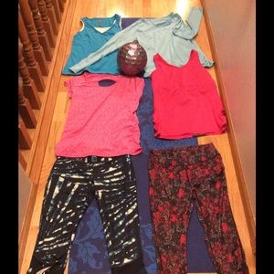 🏋🏼‍♀️ Lot of six workout clothes🏋🏾‍♀️