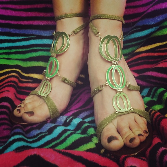 Green and Gold wild Rose Lema strap heals