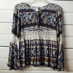 Bohemian Flowy top