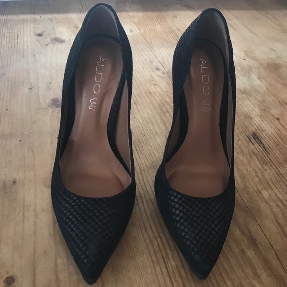 aldo snakeskin pumps