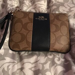 new coach wristlet