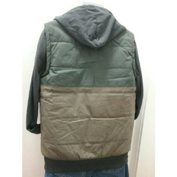 RVCA Puffer Bedblock jacket - Picture 3 of 4