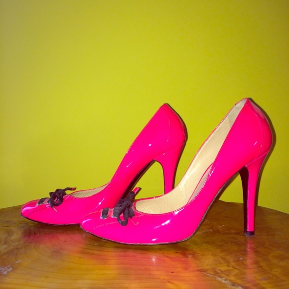 Casadei Hot Pink Patent Heels!