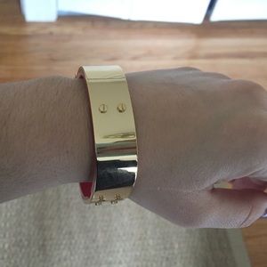 cabi gold bangle
