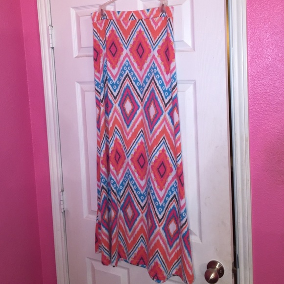 Maxi Skirt - Picture 1 of 1