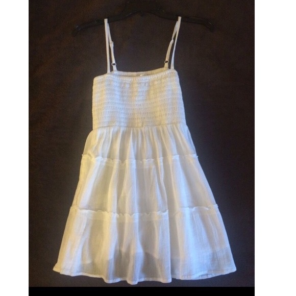 White maternity top