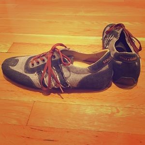Authentic Dolce & Gabbana Two Tone Denim sneakers!