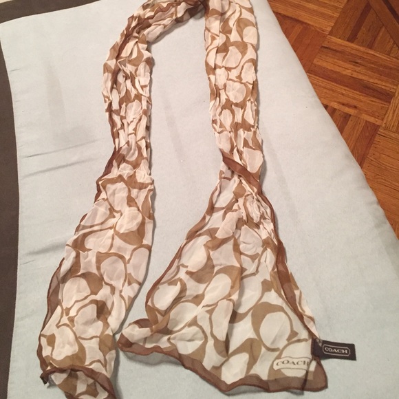 Women's scarf