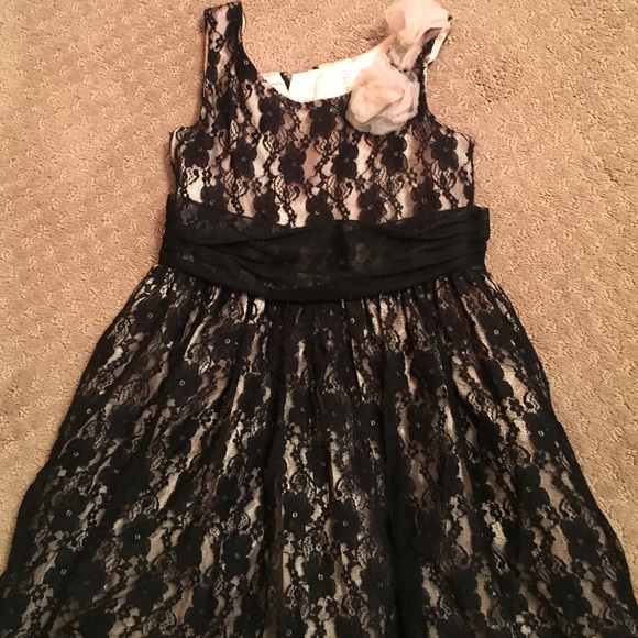 Black lace girls dress