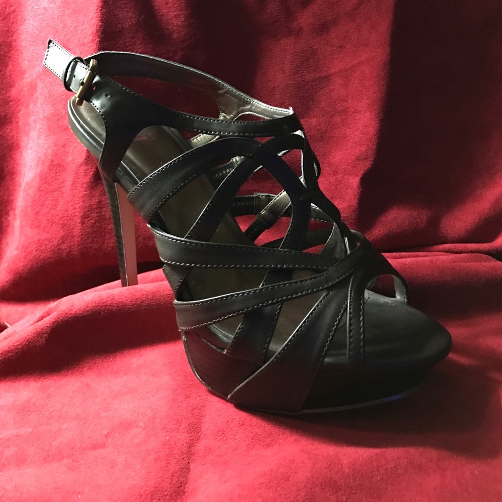 Shï brown leather stilettos