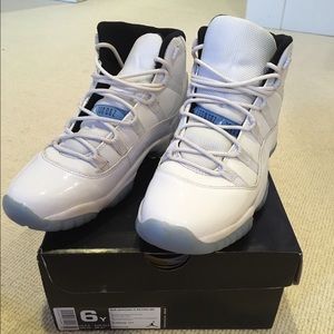 JORDAN 6Y LEGEND BLUE 11'SFOR SALE