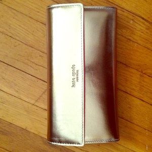 Leather Kate Spade wallet with box (never used)