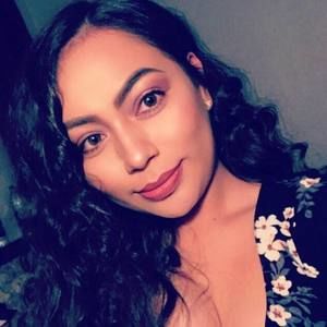 Meet your Posher, Lesli