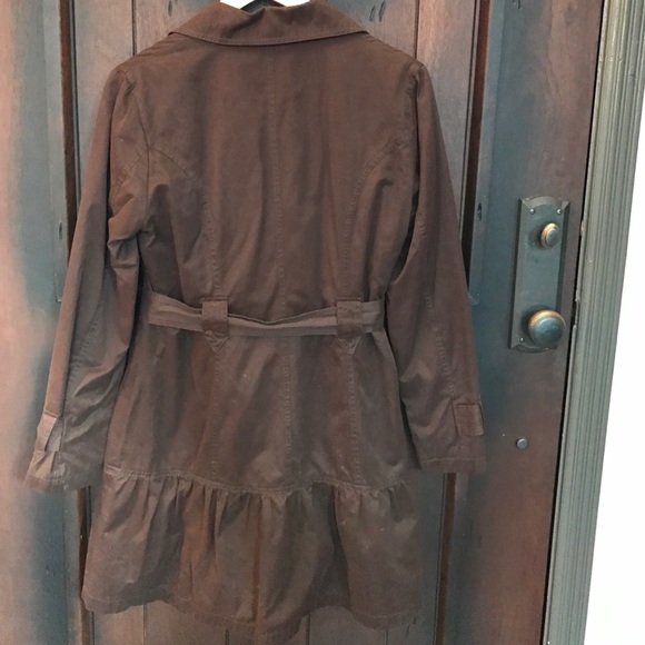 Tailored double breasted light weight trench coat - Picture 4 of 4