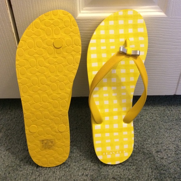 Coach flip flops