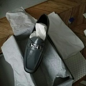 Gucci Grey Loafers size 39