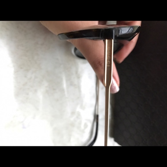 Authentic Gucci glasses good condition - Picture 3 of 4